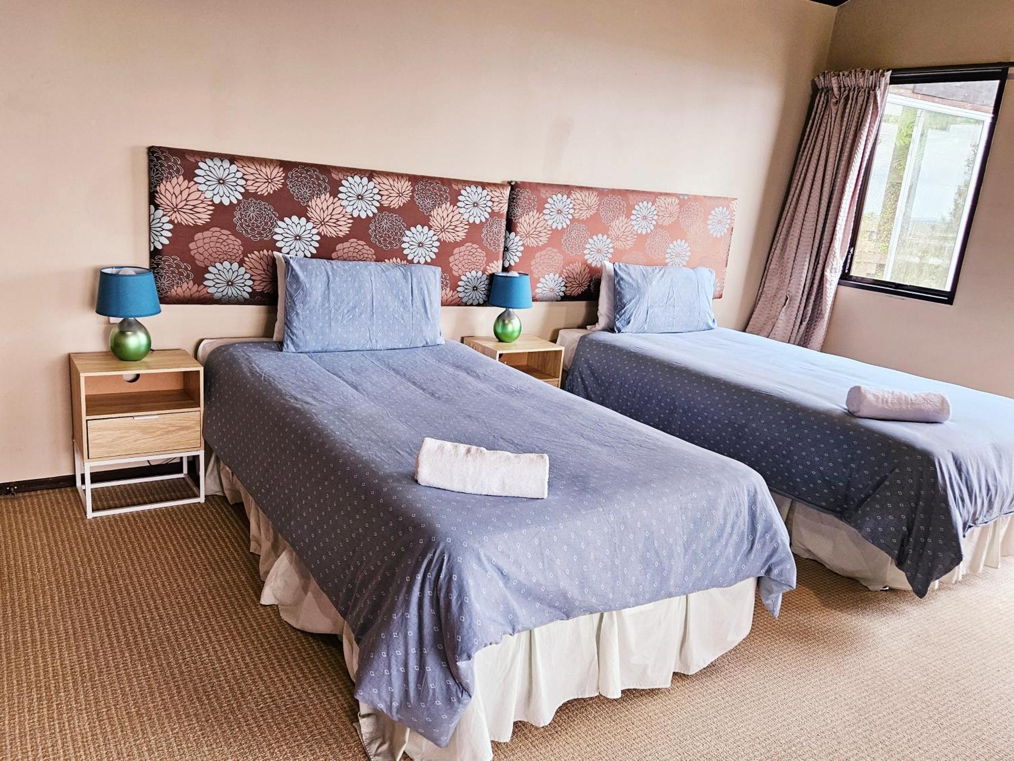 Aorangi Mountain Lodge โรโตรัว ภายนอก รูปภาพ