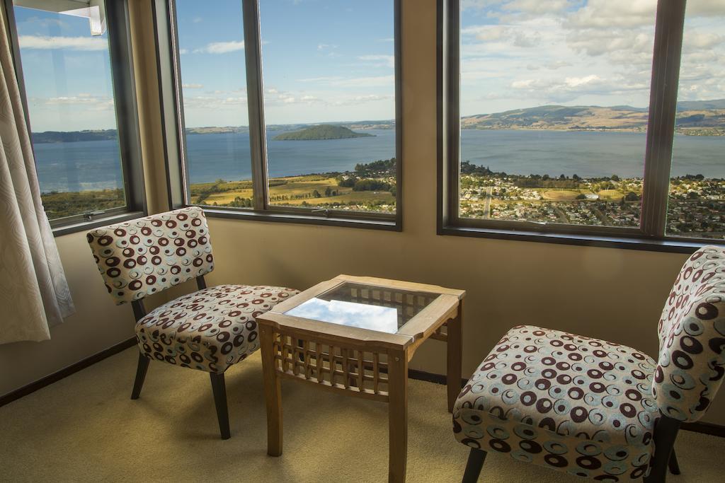 Aorangi Mountain Lodge โรโตรัว ภายนอก รูปภาพ