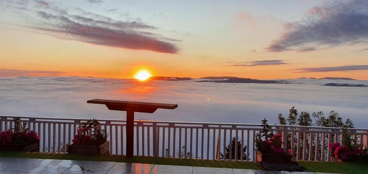 Aorangi Mountain Lodge โรโตรัว ภายนอก รูปภาพ